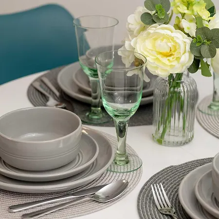 Apartment Sadowa Spacious With Balcony Next To Granary Island By Renters