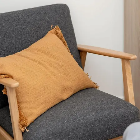 Sadowa Spacious With Balcony Next To Granary Island By Renters Appartement *