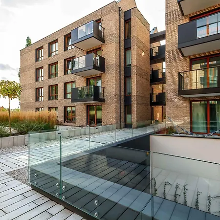 Sadowa Spacious With Balcony Next To Granary Island By Renters Gdańsk