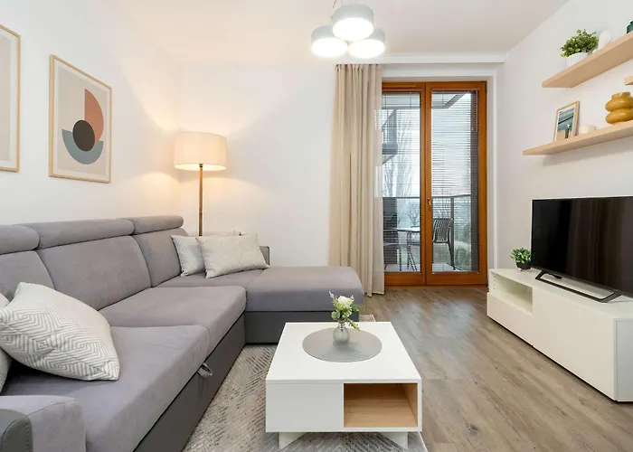 Sadowa Spacious With Balcony Next To Granary Island By Renters 公寓