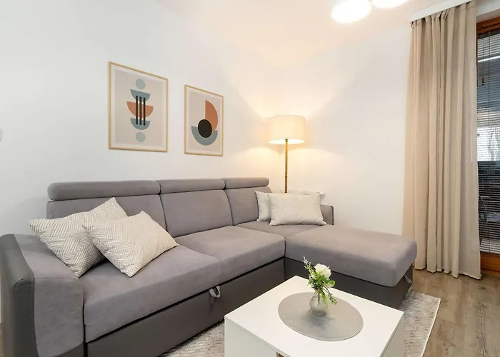 Daire Sadowa Spacious With Balcony Next To Granary Island By Renters