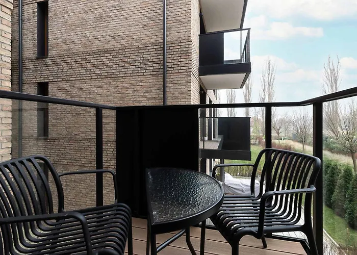 Sadowa Spacious With Balcony Next To Granary Island By Renters Апартаменты