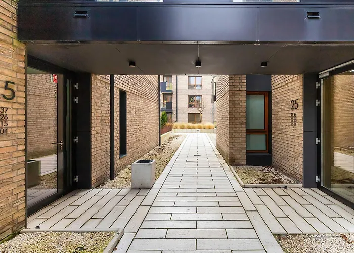 Daire Sadowa Spacious With Balcony Next To Granary Island By Renters Gdansk